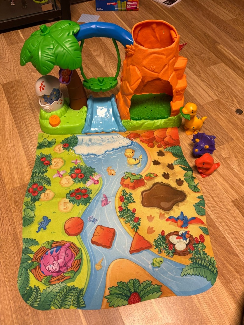 Fisher-Price little people Dino set with 3 Dinos